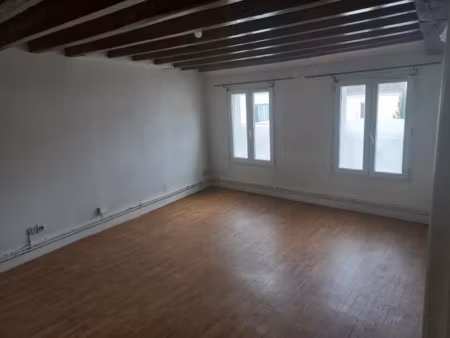 location appartement 3 pièces 49 m² à dreux (28100)  650 €