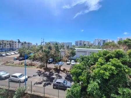 grand appartement à vendre 165000 eur avec terrasse à sainte-m  réunion