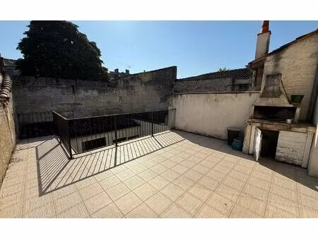 immeuble jarnac 156 m² t-5 à vendre  233 200 €