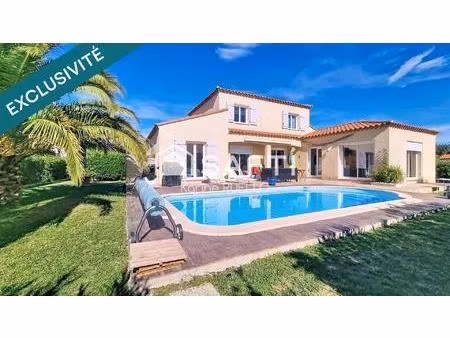 villa 4 faces impeccable avec piscine à brouilla (66)