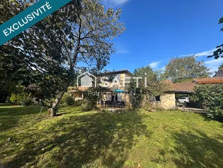 beau pavillon de 4 chambres et studio attenant + jardin piscine et garage