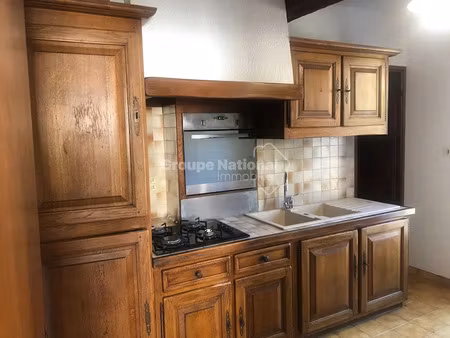 location appartement 3 pièces 75 m² à ginasservis (83560)  790 €