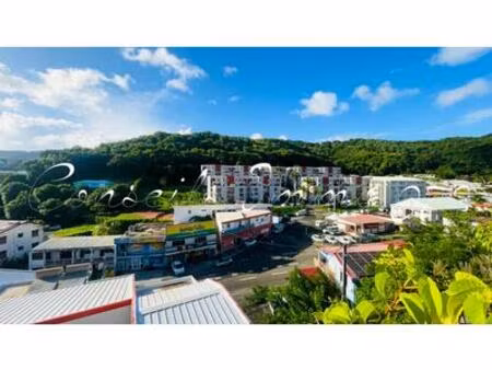 à vendre ensemble immobilier à réinventer bourg du marin  martinique