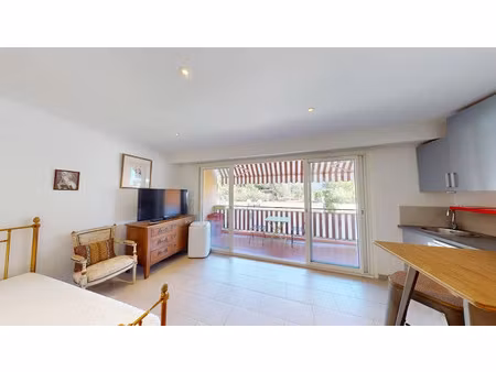 location meublée appartement 1 pièce 21.87 m² à villeneuve-loubet (06270)  760 €
