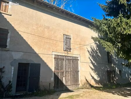 maison 2 pièces 103 m²