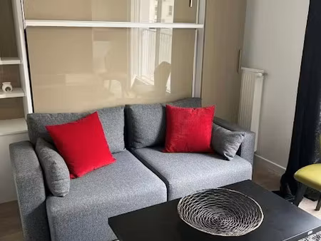 location meublée appartement 1 pièce 23 m² à gentilly (94250)  955 €