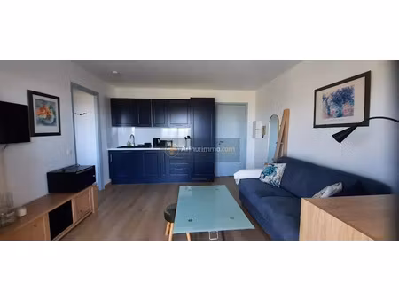 location meublée appartement 2 pièces 28.69 m² à saint-raphael (83700)  795 €
