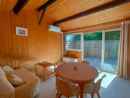 location meublée maison 2 pièces 34 m² à ares (33740)  800 €