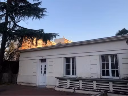 location meublée maison 2 pièces 42 m² à nanterre (92000)  1 300 €