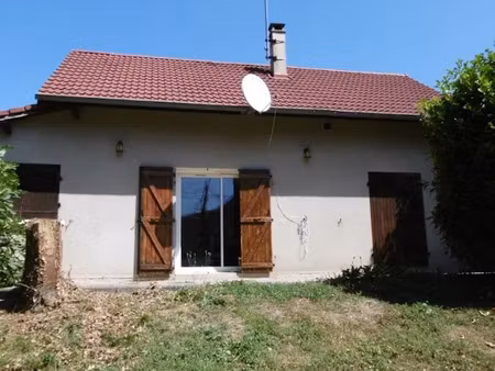 location meublée maison 4 pièces 82 m² à valencogne (38730)  1 250 €