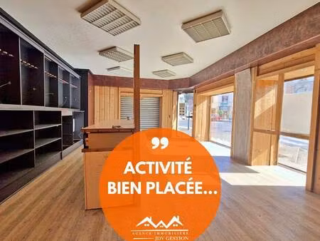 local d'activités à vendre