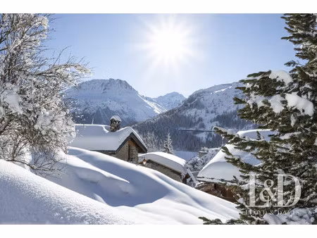 opportunité rare :chalet historique de 1780 à tignes — 150 m