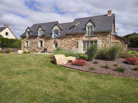a vendre - soquet immobilier- maison à jugon les lacs