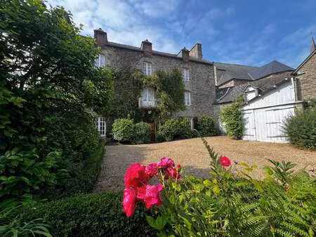 vente maison à corseul (22130) : à vendre / 269m² corseul