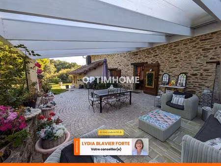 superbe propriété en pierre entièrement rénovée – 250 m² habitables – terrain 3522 m²