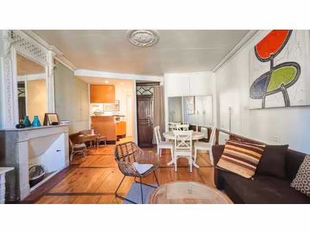 joli appartement t2 de 55 m2 avec balcon  situé au 1er étage