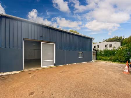 location local d'activité  160.00m²  seraincourt