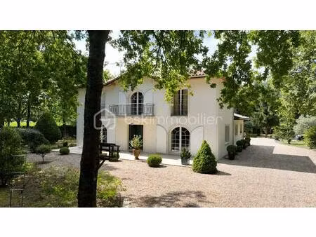 maison de maitre de 206 m² à candresse