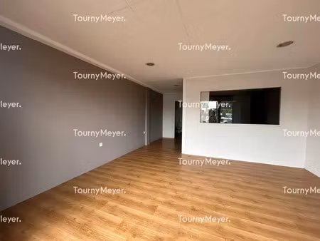 local commercial a louer