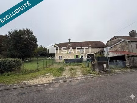 maison de village  idéal pour une vie à la campagne paisible