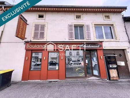 maison de village avec local commercial