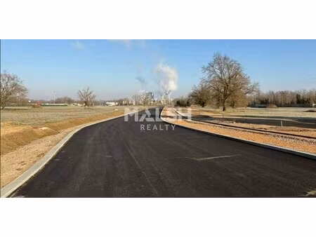 achat terrain 142 000m²