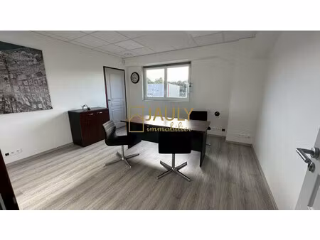 à louer - bureaux 70 m² avec cuisine et parking