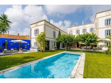 vente maison de luxe le brusc 15 pièces 650 m² <meta name="description" content="sanary-su