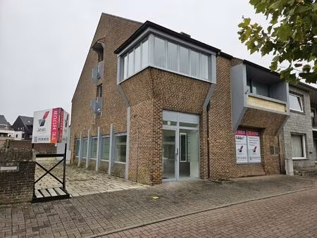 commercieel te huur in oudsbergen