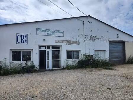 local d'activité d 'activité avec atelier et bureaux-zone artisanale tavaux