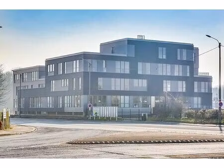 location bureau lesquin 599 m²