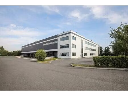 location entrepôt / local d'activités chilly mazarin 6 897 m²
