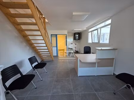 à louer local commercial 63 m² – 870 € |marquise