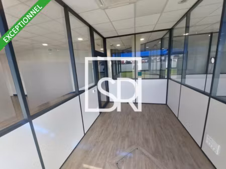 location local professionnel 108m² cournon d auvergne 63800