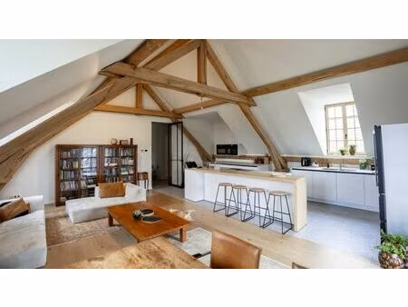 penthouse met charmante afwerking en loftgevoel in het hart van bocholt!