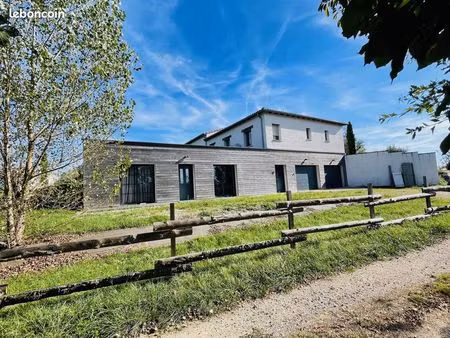 maison 12 pièces 269 m²