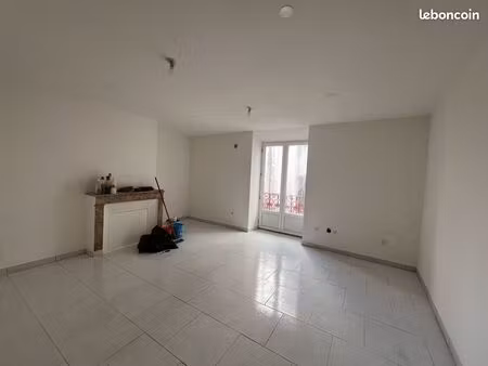 immeuble 140 m² saint-pons-de-thomières