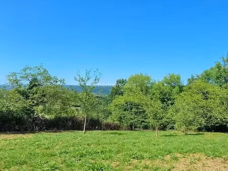 vente terrain 1480 m2 à averan