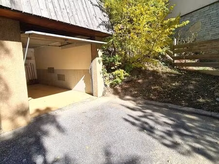 parking/box 14 m² saint-chaffrey