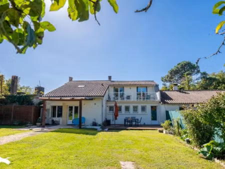 vente maison 7 pièces 170 m² à queyrac (33340)  226 705 €