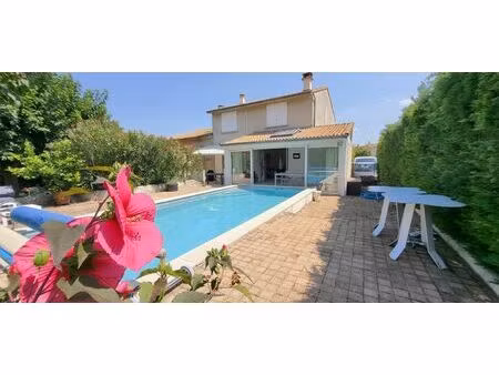 maison 5 chambres avec garage et piscine