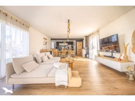 vente maison 8 pièces 182 m² saint-christophe (17220)