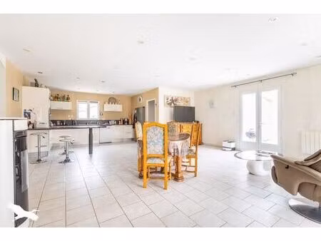 vente maison 4 pièces 105 m² le bugue (24260)