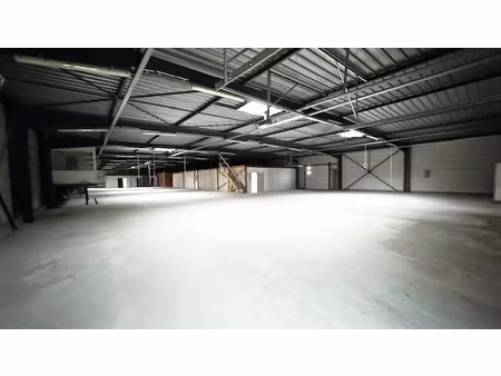 en vente entrepôt 1 220 m² – 780 000 € |rettel