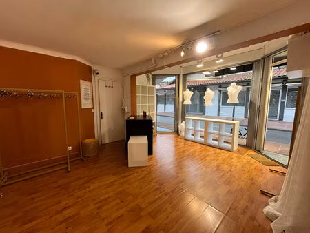 local commercial soorts hossegor