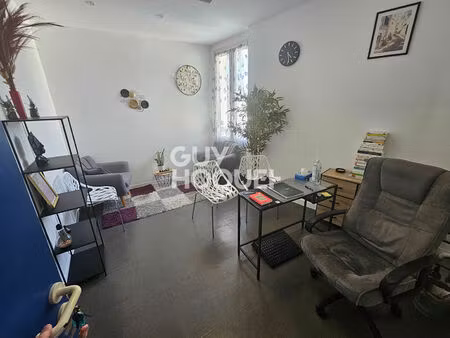 local commercial lescar