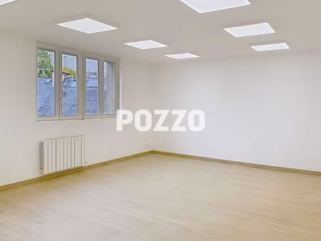 local d'activité à usage de bureaux saint lo 60 m2