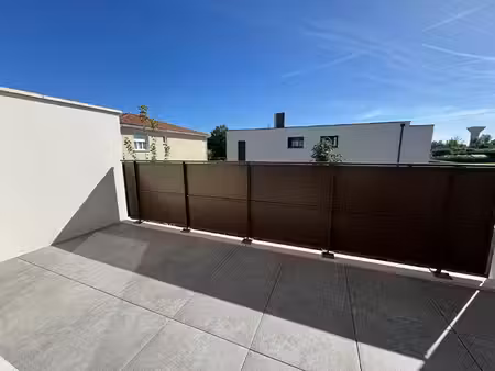 appartement 2 pièces 46m² + terrasse + parking ! roques-sur-garonne