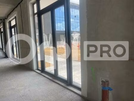 local commercial à louer