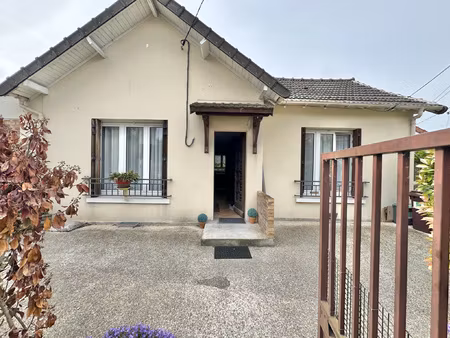 bien rare proche commodites